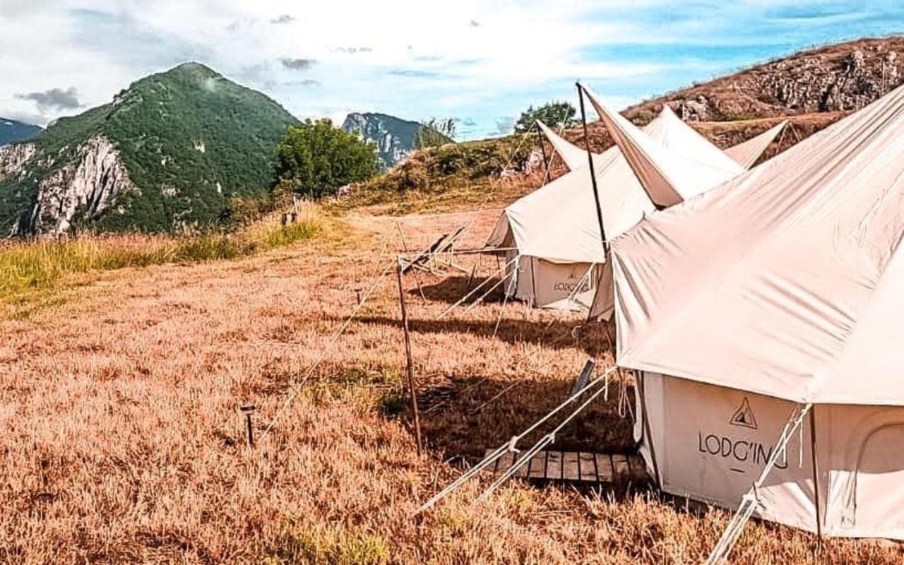 Lodg'Ing Secret Camp Ariege Hotel Lordat Екстериор снимка