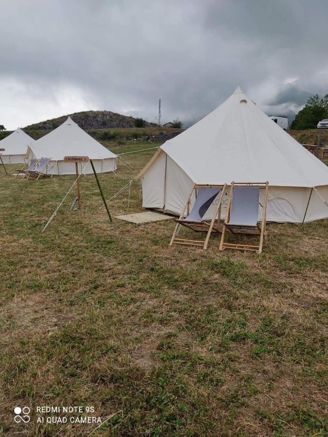 Lodg'Ing Secret Camp Ariege Hotel Lordat Екстериор снимка